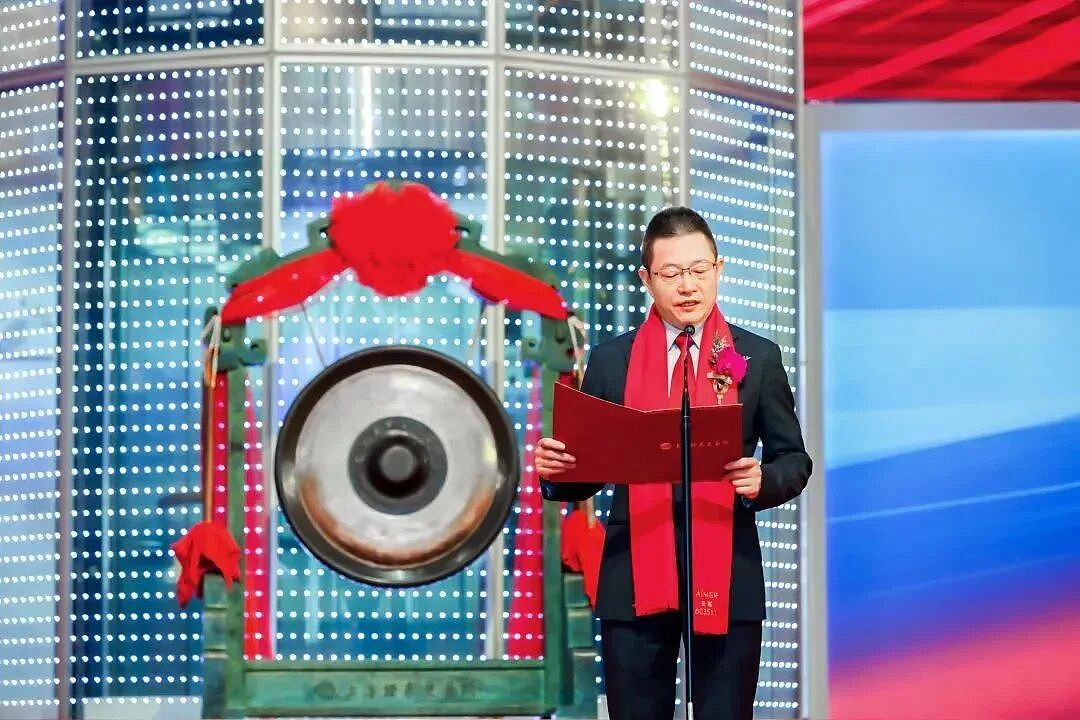 “钢铁直男”卖内衣，做到全国第一，64岁迎来最硬一仗（组图） - 5