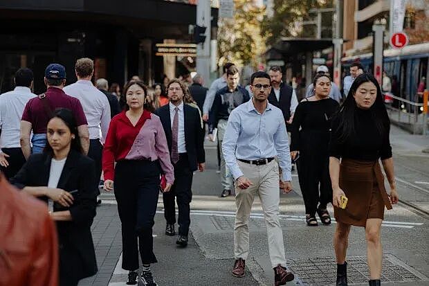 澳洲职场现状：白领正在失业，蓝领供不应求（组图） - 3