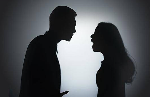 血泪警告！别以为吵架是小事！只因男友一句话，中国女留学生签证被取消！恐遭驱逐出境...（组图） - 3