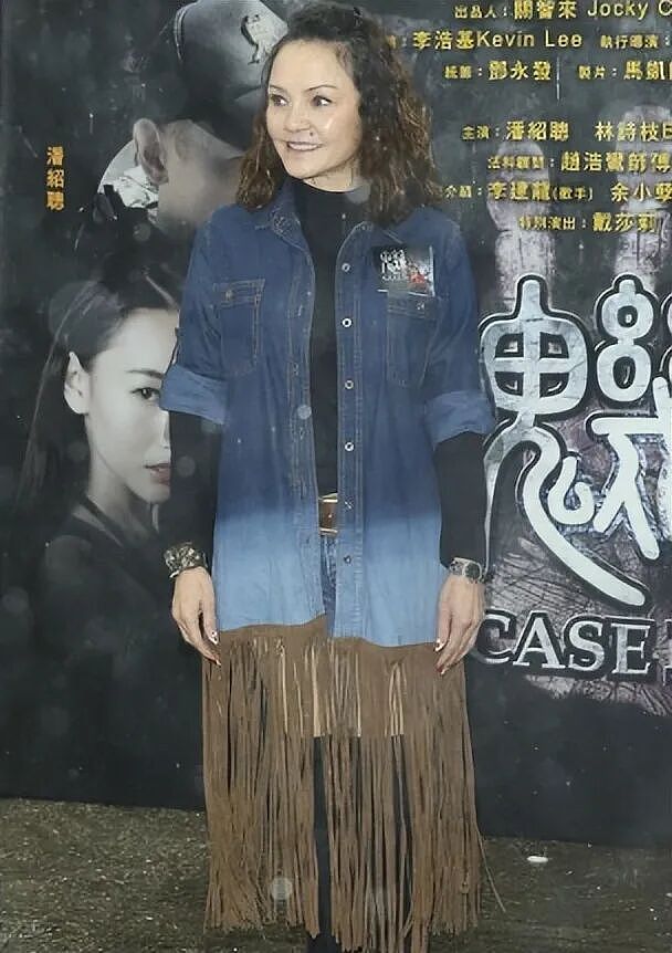 16岁未婚先孕，3次离婚，55岁出道拍三级片！她的人生比女儿张柏芝还传奇（组图） - 7