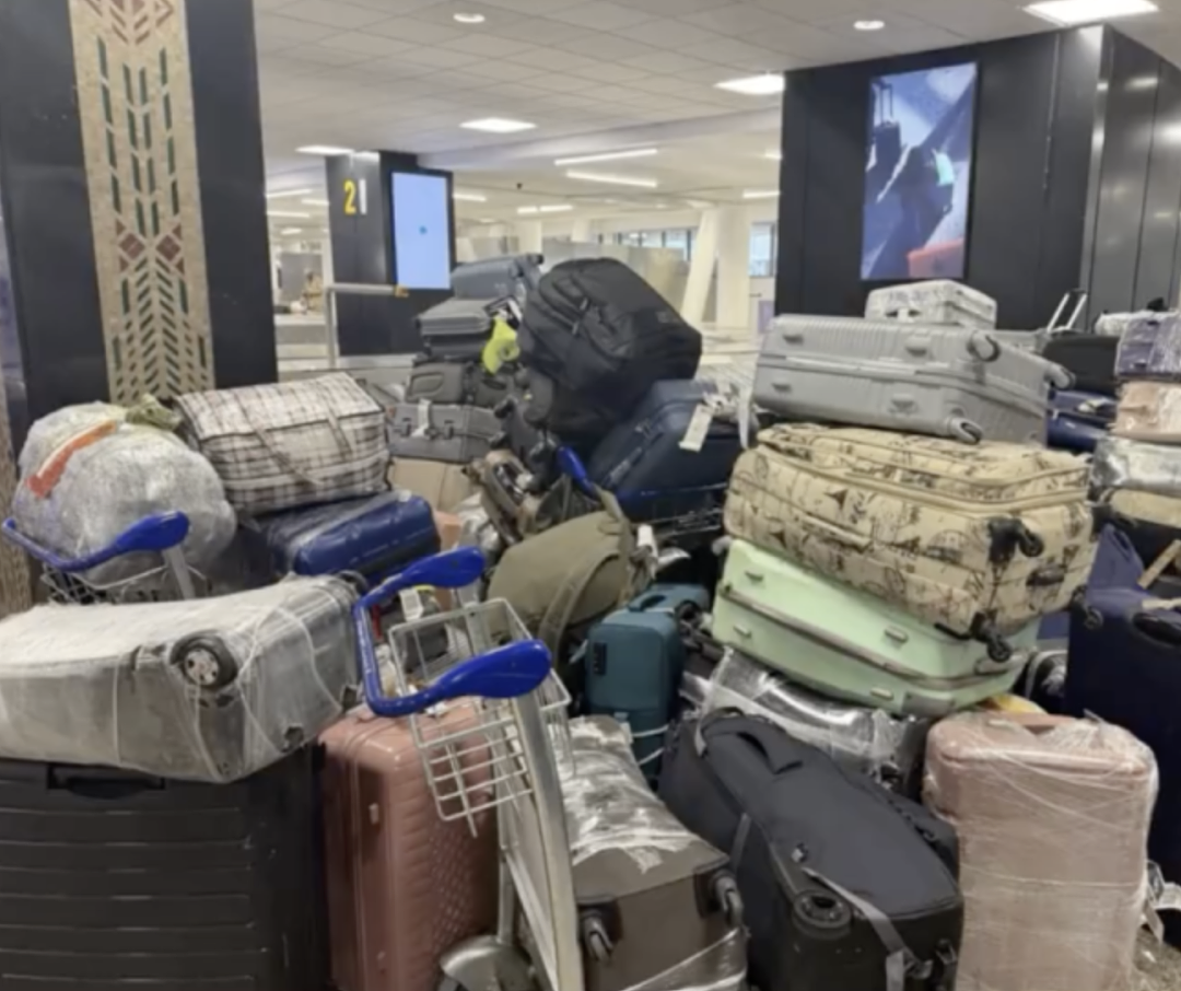整架飞机，160件行李全丢！20多名中国旅客整团被盗，有人被迫滞留欧洲（组图） - 2