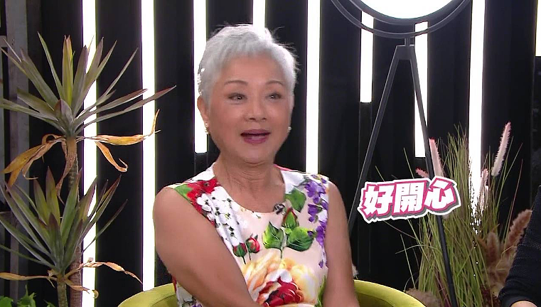78岁叶丽仪自曝：《上海滩》版税收50年，已领46年！网友评：这才是真正的“铁饭碗”！ - 2