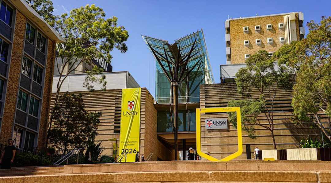 震惊！澳洲大学学费直冲10万澳元！40%院校常年亏损，高校靠涨留学生学费“续命” - 6