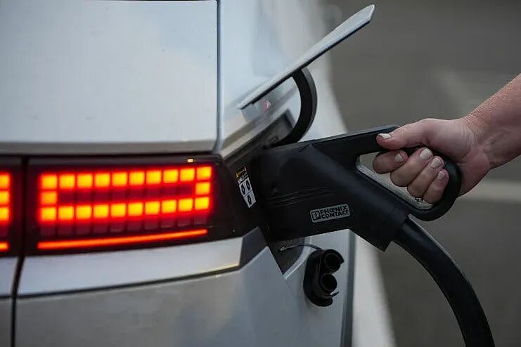 空前强烈！澳洲人疯抢电动车！BYD卖爆了（组图） - 3