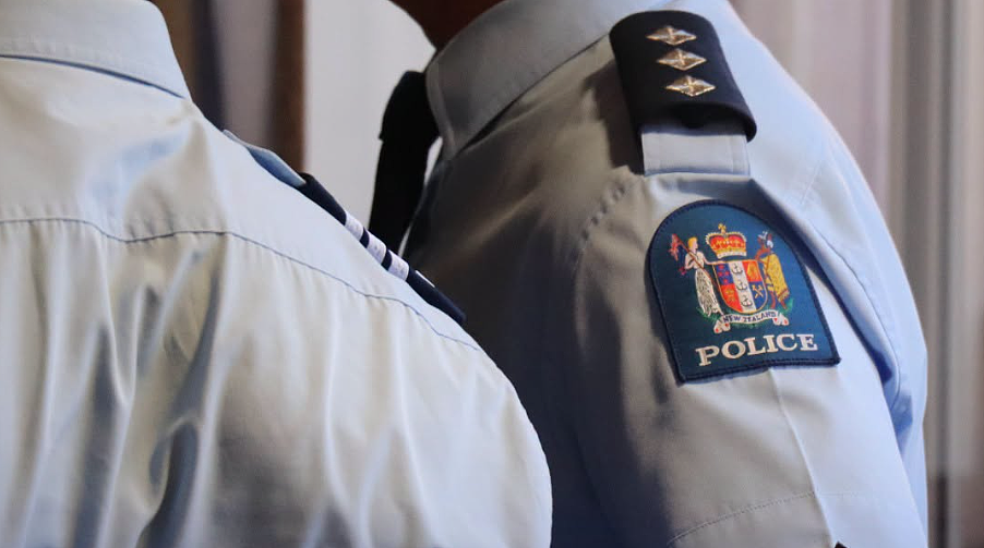 “公共场合说中文，被‘找麻烦’？！”NZ华人在健身房与“白男”爆发激烈肢体冲突！双方会员全被取消！当事人质疑“不公平”！ - 8