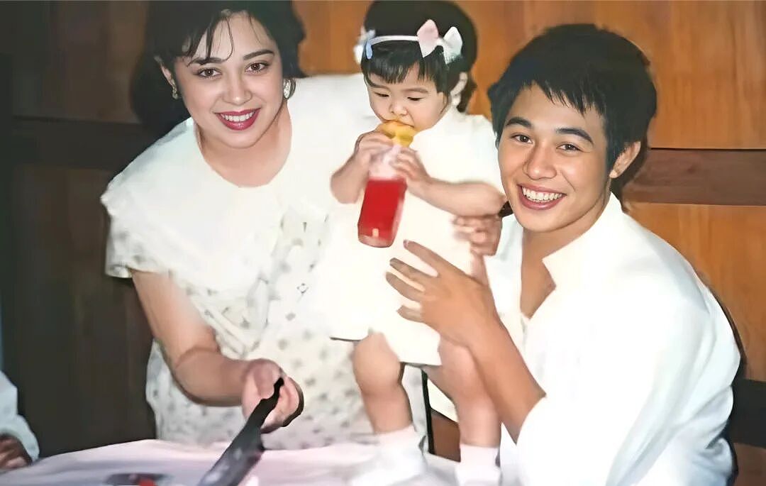 “没抛妻弃女,是净身出户”,向太曝李连杰离婚内幕!和女儿新加坡生活曝光:准备送婚房… - 15