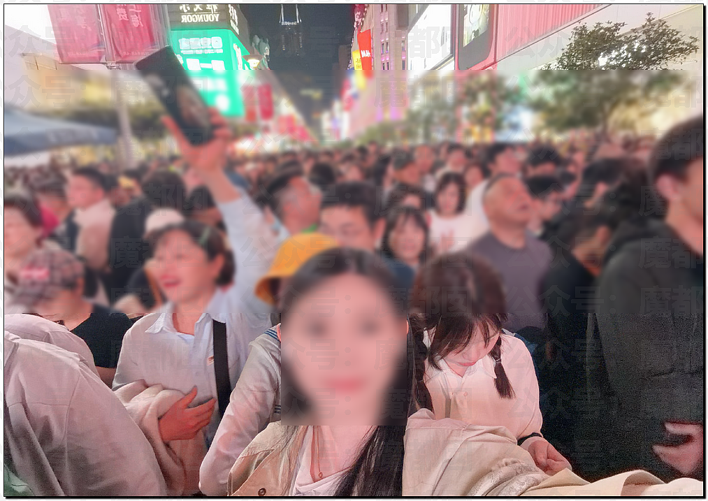 肉贴肉，人挤人！五一长假首日，中国各大景点已爆（组图） - 151