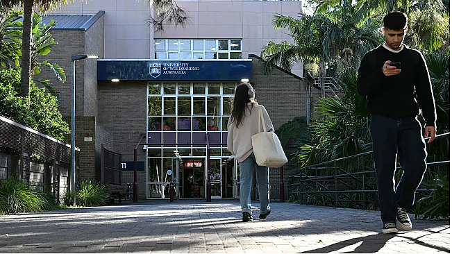 房租涨40%、学费5.2万!澳洲留学生遭双重夹击,专家呼吁政府紧急资助 - 1
