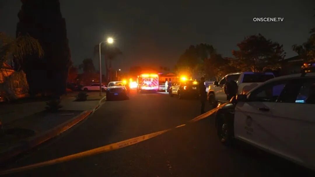 前男友强行闯入家里，被当场刺死。警方：正当防卫 - 1