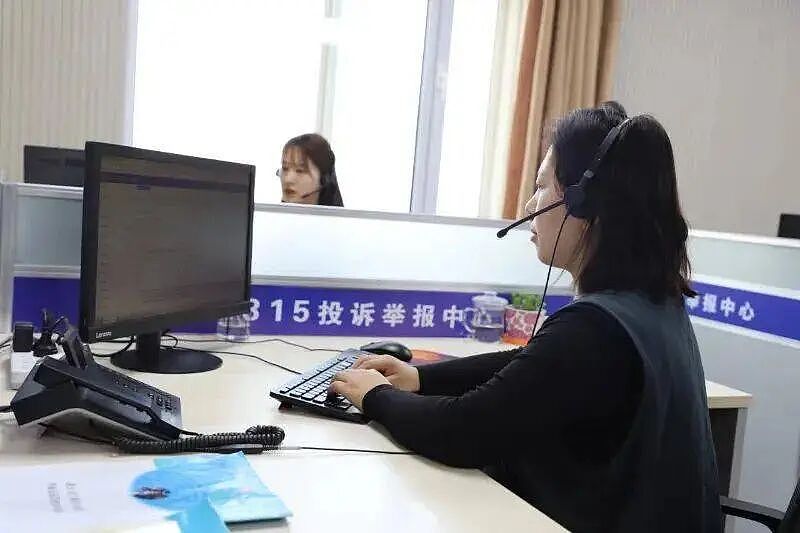 中国男子突发脑梗、医嘱禁飞！新加坡航空却拒退￥2.4万机票，理由竟是...（组图） - 24