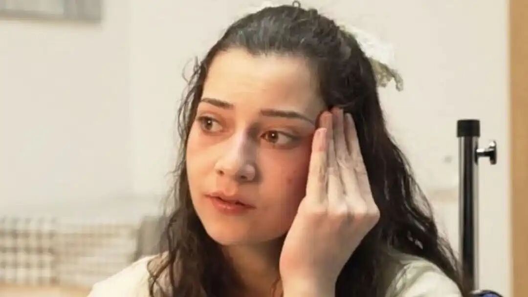 惨遭性侵、自杀未遂截瘫,为求安乐死和亲爹打官司!25岁的西班牙姑娘如愿走了...(组图) - 1
