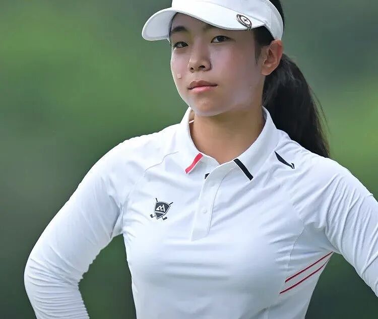 刘国梁16岁女儿打高尔夫进斯坦福！UCLA、杜克等十几所名校连夜打电话“抢人” - 8