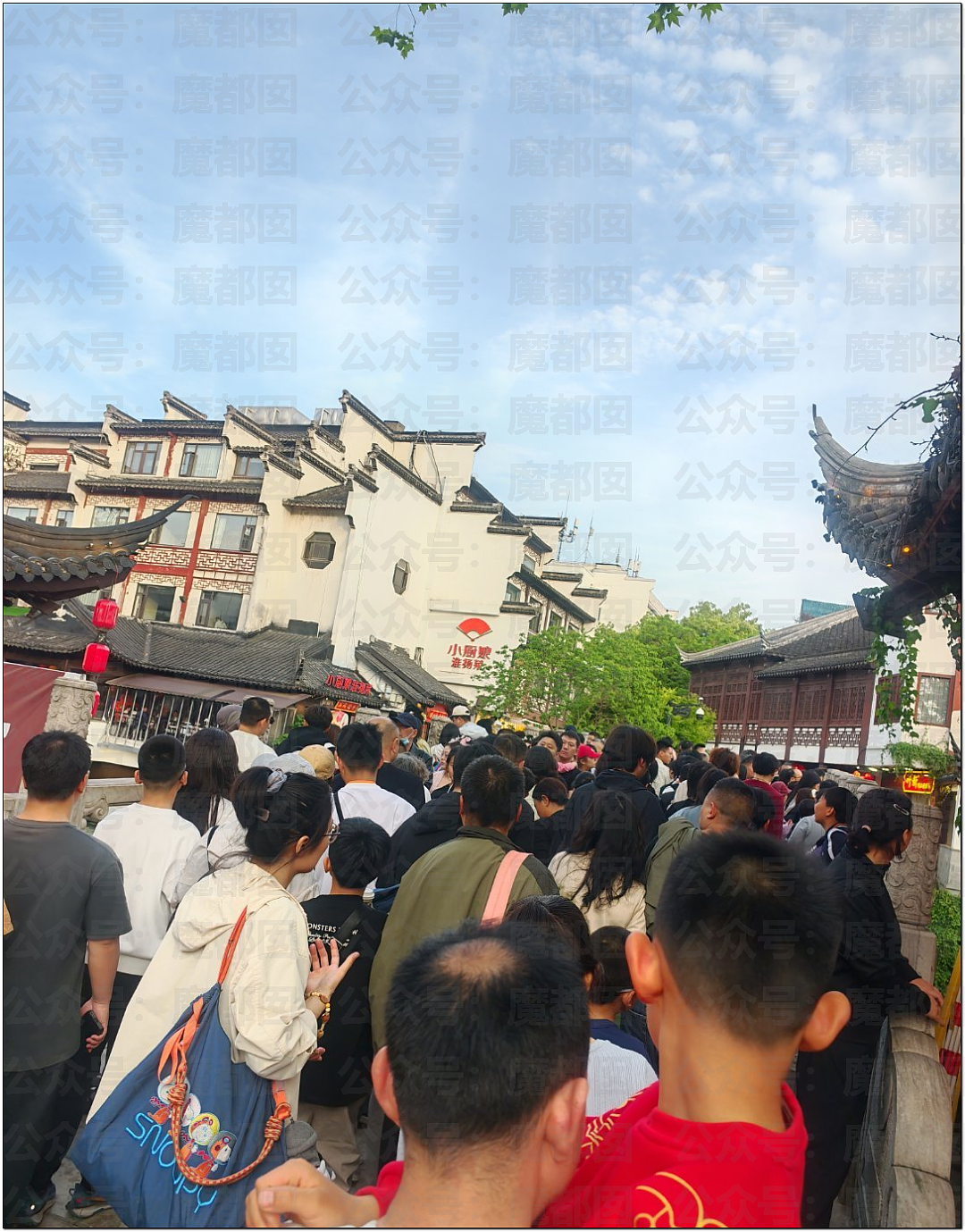 肉贴肉，人挤人！五一长假首日，中国各大景点已爆（组图） - 55