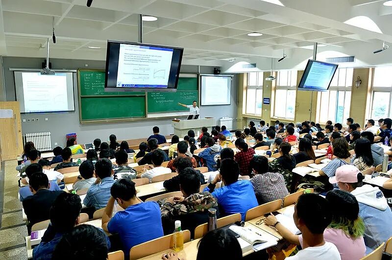 被张雪峰言中…AI暴击下，大学大批专业被砍掉、调整…时代真变了（组图） - 4