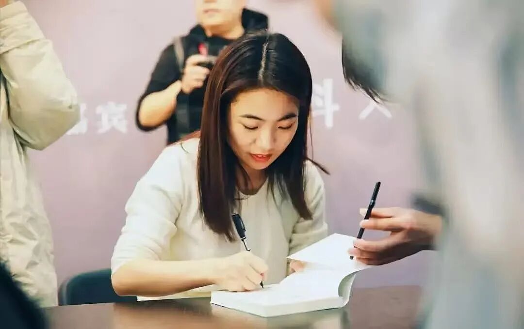 初代“天才少女”栽在论文鉴抄上,没想到还是被网友锤的 - 19