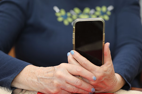 紧急提醒！苹果发布iPhone安全警示：避免回复这些电话或短信（组图） - 1