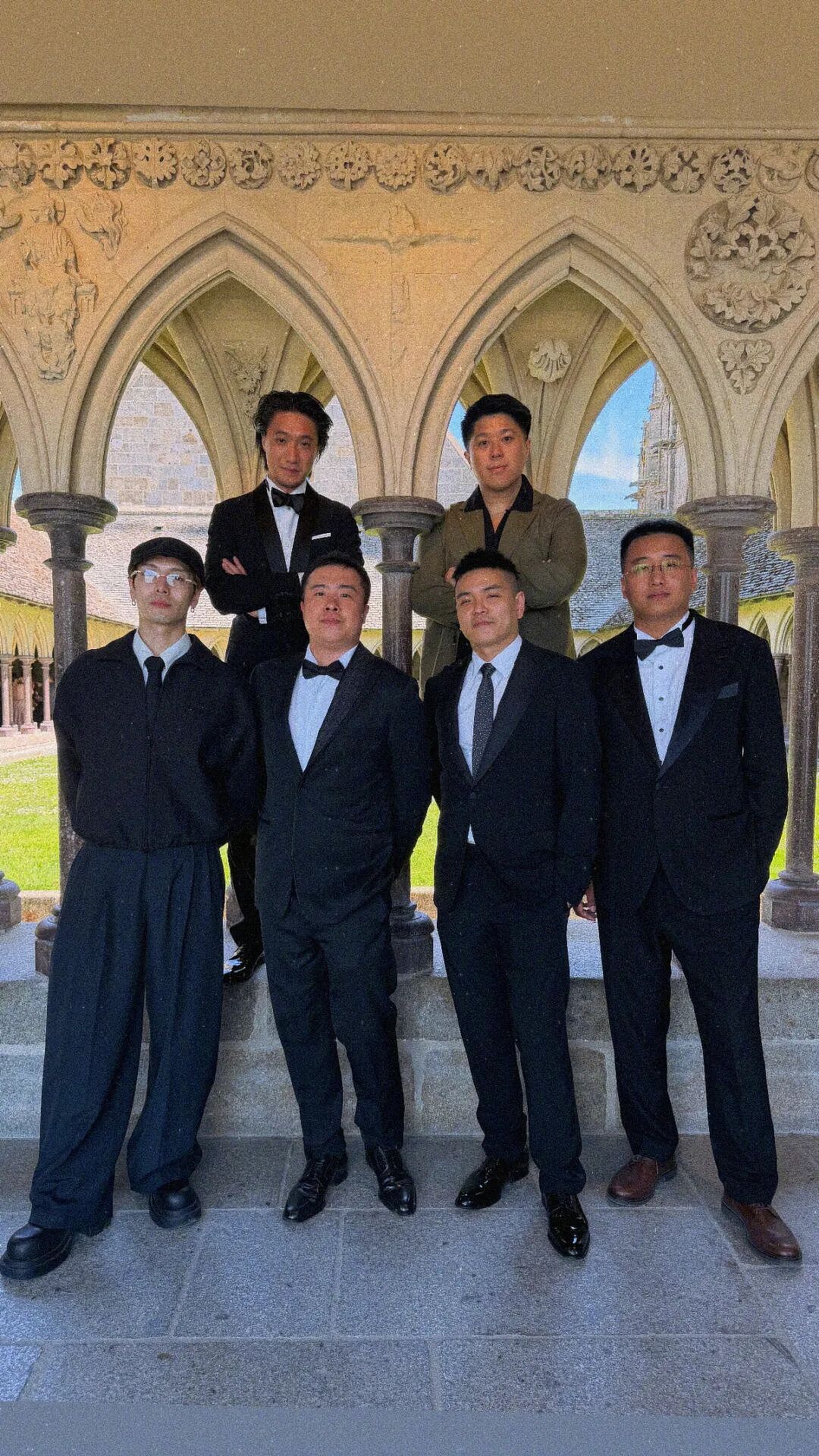 不装了！王嘉尔自曝大瓜冲上热搜！从击剑冠军到全球偶像！手握斯坦福、港大双offer却自认没文化？！硬核履历下的真诚，活该他红！ - 6