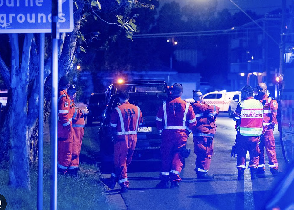 澳洲漫展出大事了，一汽车冲上人行道，一死一重伤！州长紧急发声 - 10