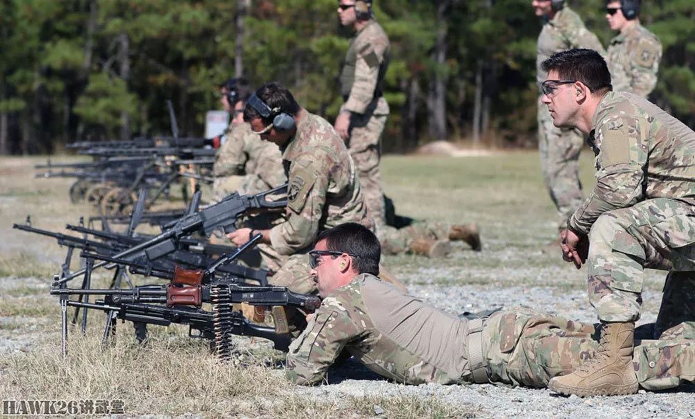 美军特种部队学员试射外国枪械，“学习使用敌人武器”不只是口号 - 2