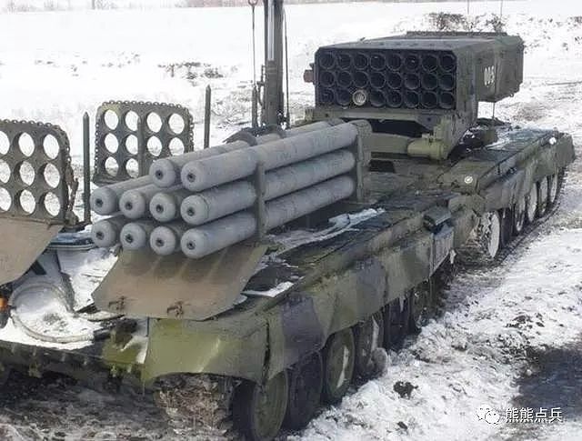 “喷火坦克”TOS-2将装备俄军，7秒可炸平一村庄｜军情晚报 - 10