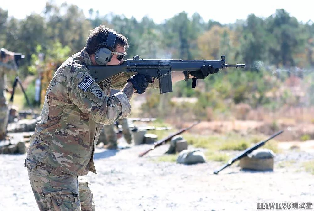 美军特种部队学员试射外国枪械，“学习使用敌人武器”不只是口号 - 6