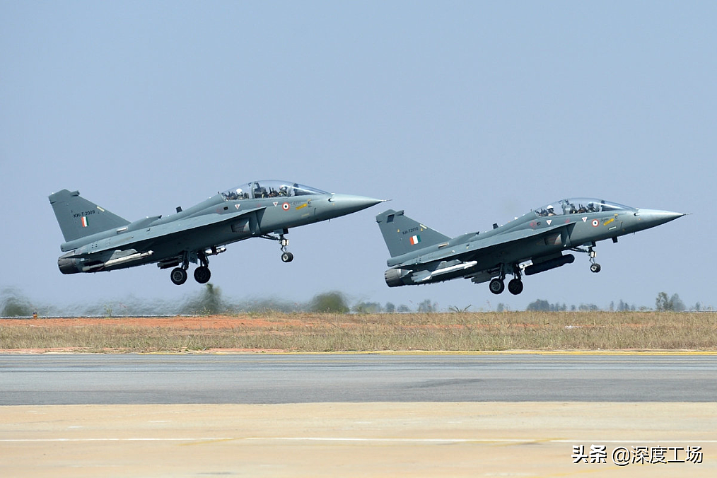 美突然要给印度超级F-18战机，枭龙难抵挡：巴铁急需隐身战机
