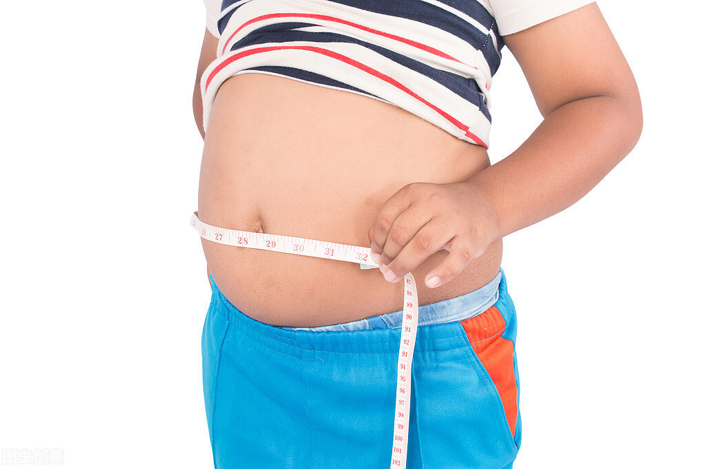 肚腩突出，内脏脂肪超标怎么办？3个方法帮你恢复平坦小腹