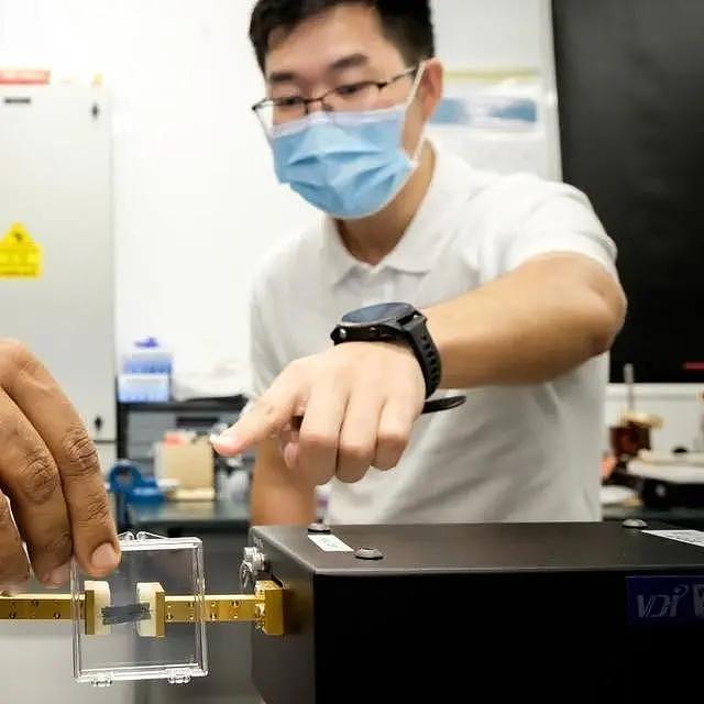 浙江青年学者造出超高速太赫兹无线芯片，是实现 6G 的关键技术