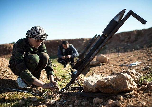 叙利亚打响战斗，俄伊埃联手火力支援，粉碎美以吞并戈兰高地企图