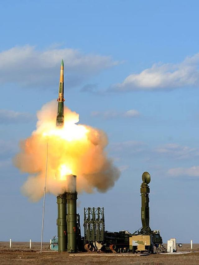 击败S400，中国又获大订单，国产防空导弹首次销往欧洲