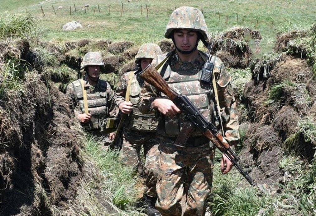 中国式连环伏击战：亚美尼亚机枪猛烈侧射，阿塞拜疆步兵纵队团灭