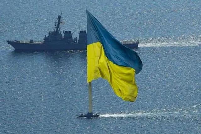 乌克兰豆战舰自取其辱，被俄罗斯无情嘲弄：要用放大镜才能找到