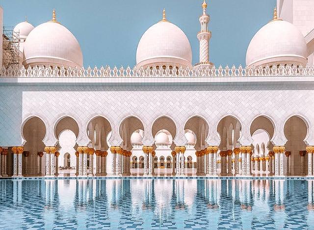 云旅游：迪拜，阿拉伯联合酋长国最具传统与现代的地方