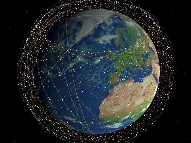 美国黑科技：马斯克卫星互联网来了，速度达60M，成华为5G劲敌？
