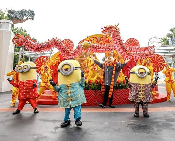 鼠你精彩：新加坡环球影城春节主题游，史瑞克换上过年新衣萌翻