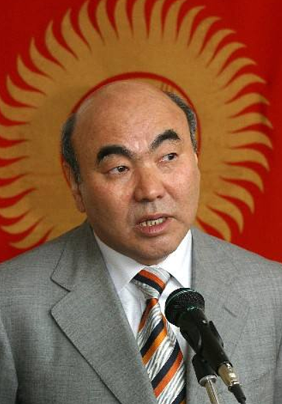 吉尔吉斯动荡三十年：为什么中亚民主岛频频发生街头动乱？