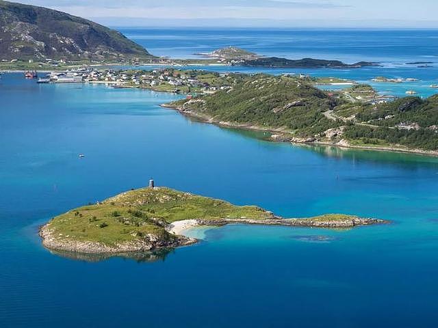 北欧最美的海岛之一：一年拥有69个极昼的“夏之岛”