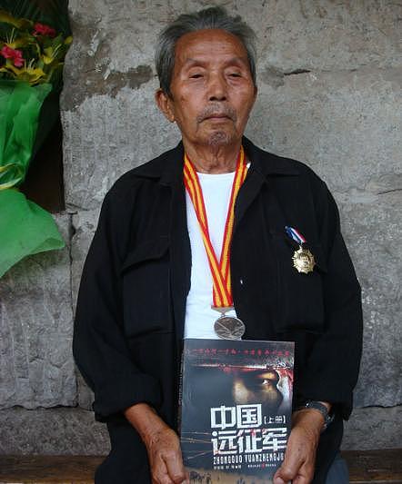 九旬中国远征军老兵，流落海外67年，拒绝入异国国籍，渴望回国