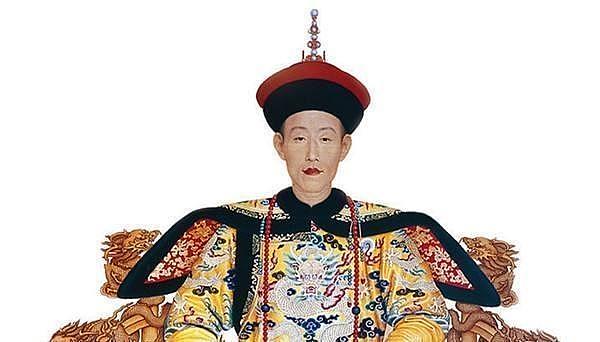 如果将中国历代皇帝按掌权时间来排，前十名是哪几位？