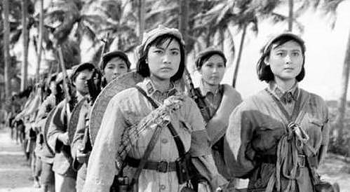 1942年一女子躲进深山遭日军杀害，“红色娘子军”首任连长陨落
