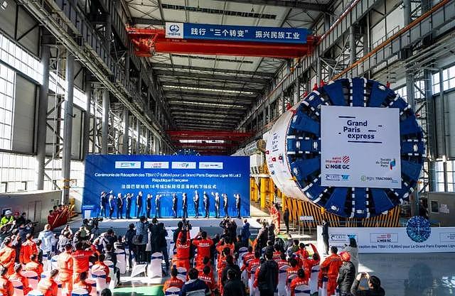 中国超级装备首次出口给世界制造强国，老外：轮到我们向中国取经