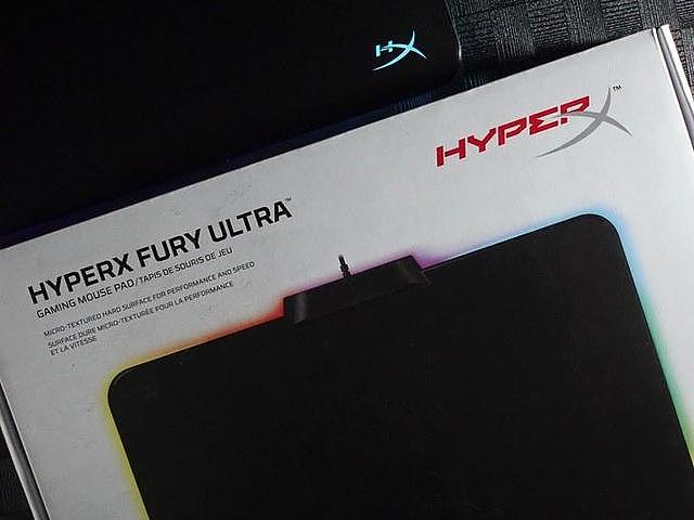 细腻操作 HyperX FURY ULTRA复仇女神终极版RGB游戏鼠标垫评测