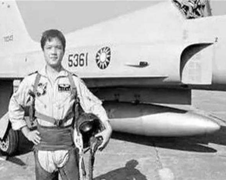 1989年，林贤顺驾驶战机从台湾飞回大陆，后来结局如何？