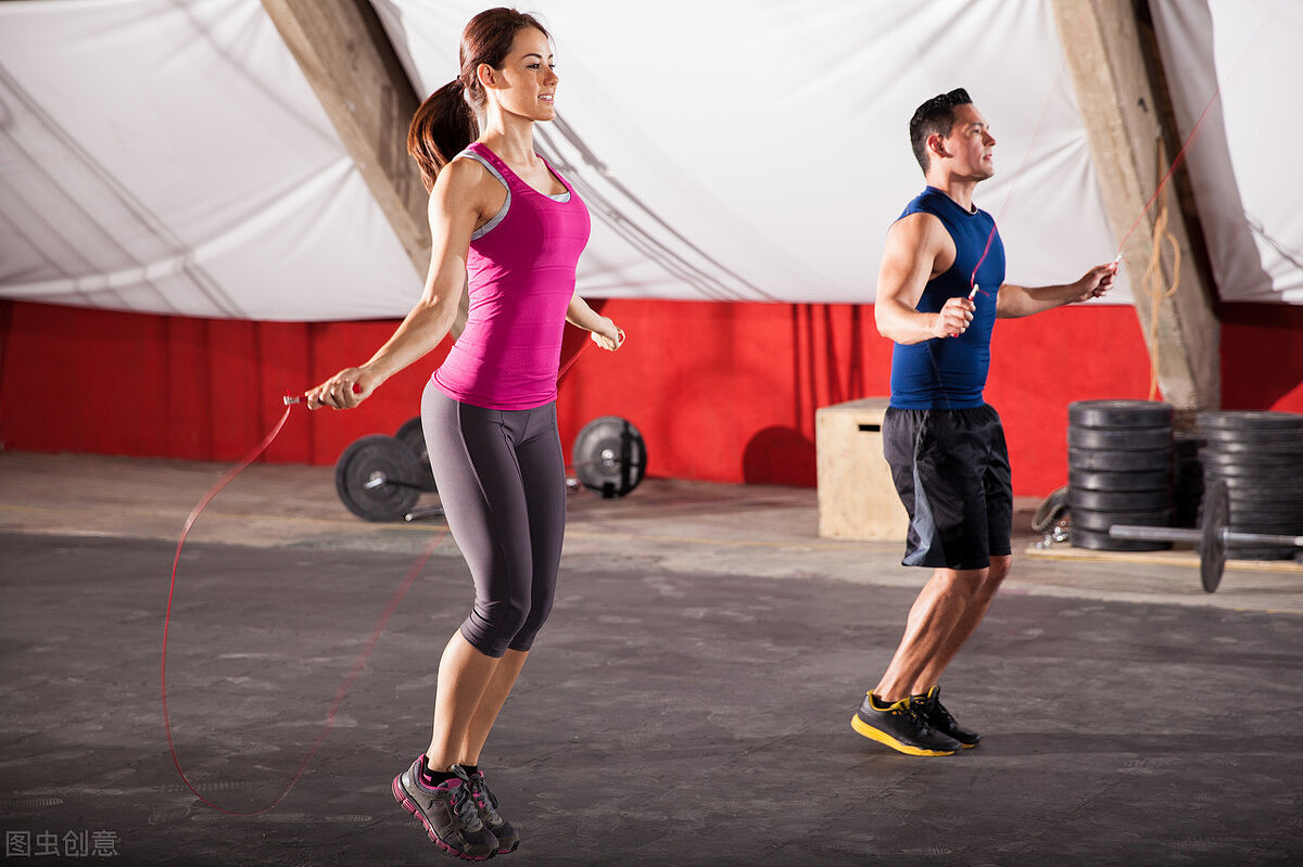 减肥期间，为什么推荐你跳绳，而不是跑步呢？