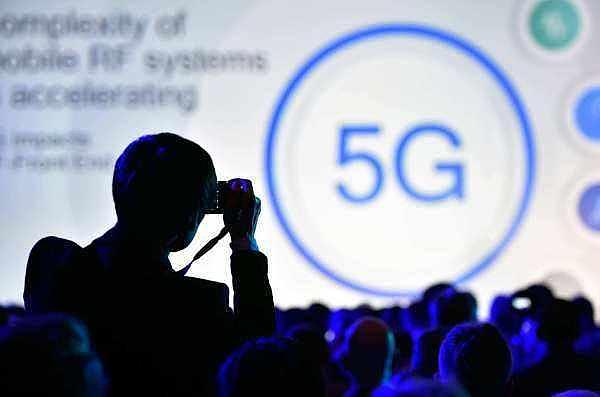 分析师：苹果5G iPhone销量前景堪忧，运营商或成罪魁祸首