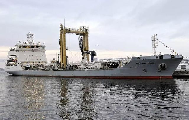 感谢中国无私相助！俄罗斯海军苦等几十年，喜提万吨补给舰