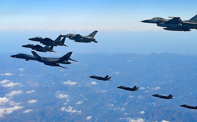 空军最新榜单，美军机数三倍于第二名，越南人：美军依旧害怕对手
