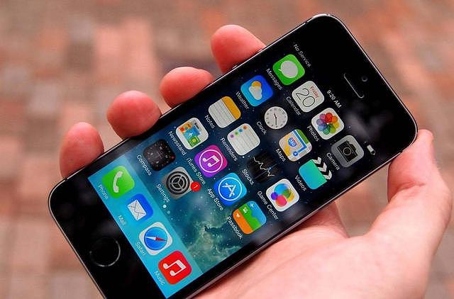 老设备还能再等等！苹果为iPhone 6及更早设备推送iOS 12.4.4