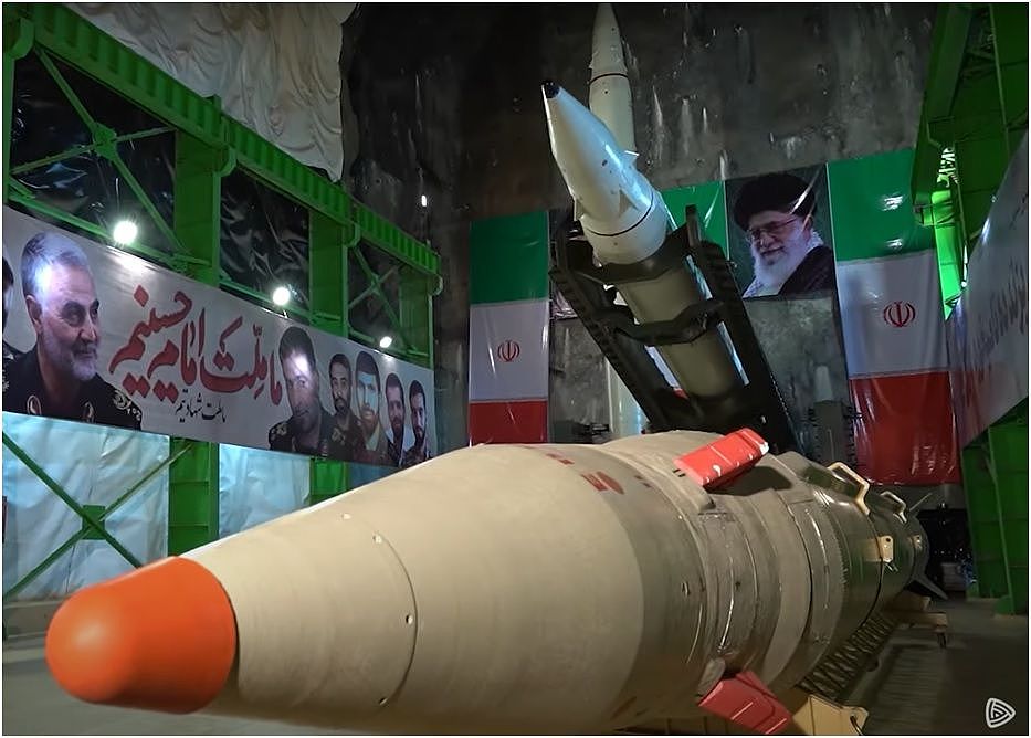 不惧美军巨型钻地弹，伊朗王牌导弹隐蔽洞窟，地下长城打游击