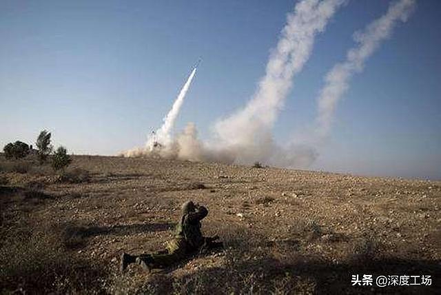 敢死队从叙利亚越境突袭以色列：以军钻地弹挨个摧毁隐藏火箭炮